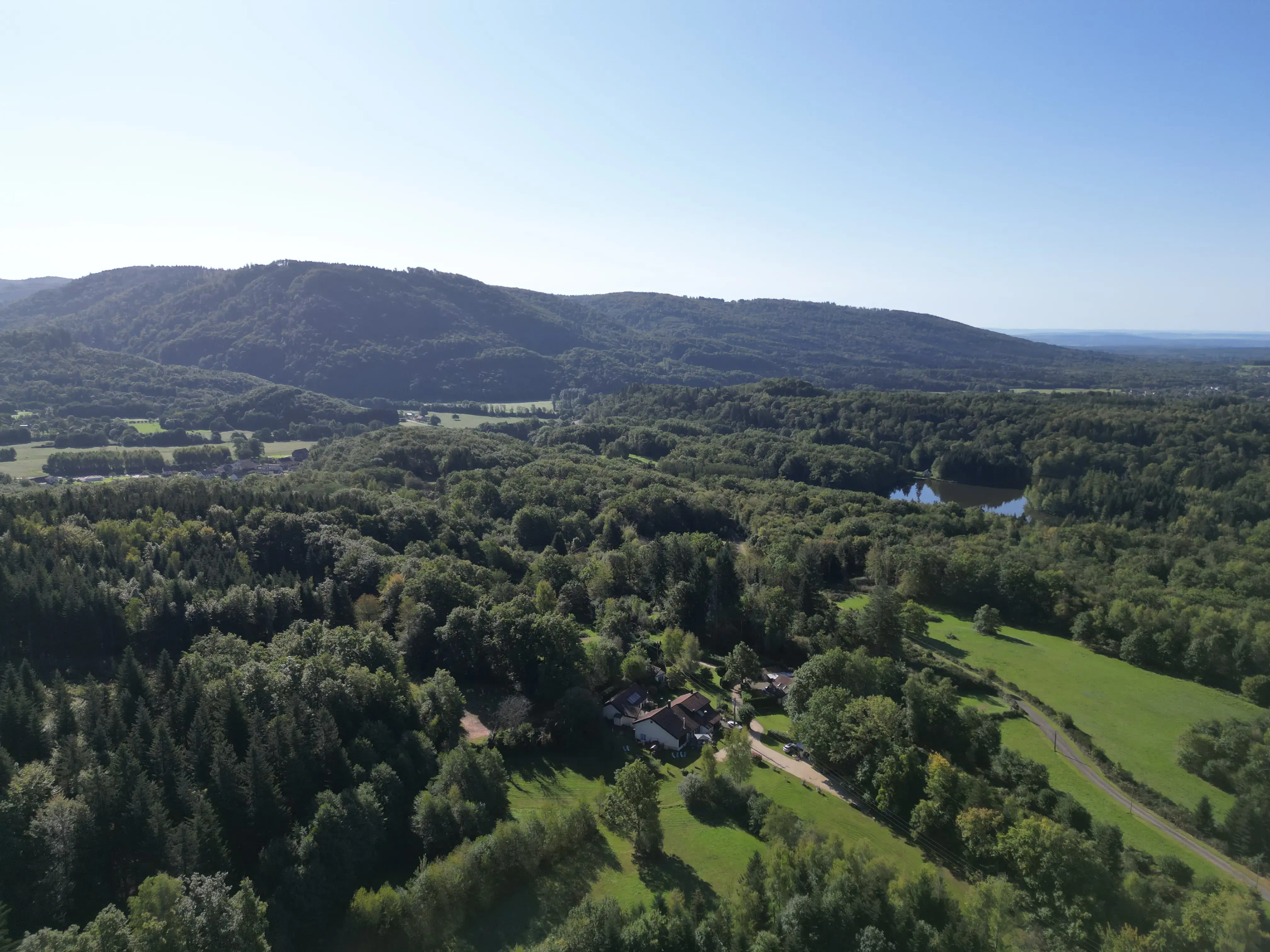 Vue aérienne de la nature environnante des Mille Étangs