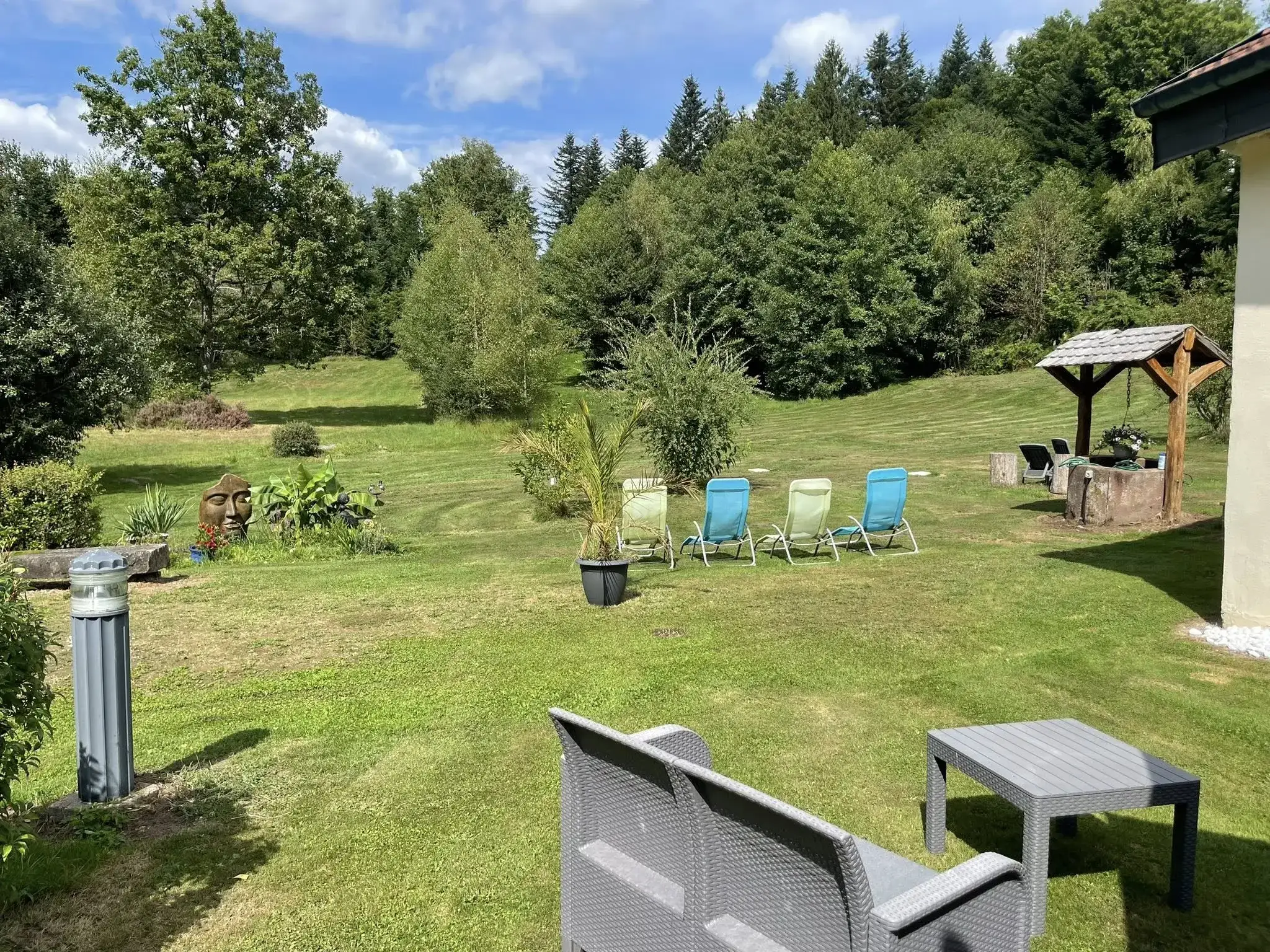 Le parc privé de 2,5 hectares