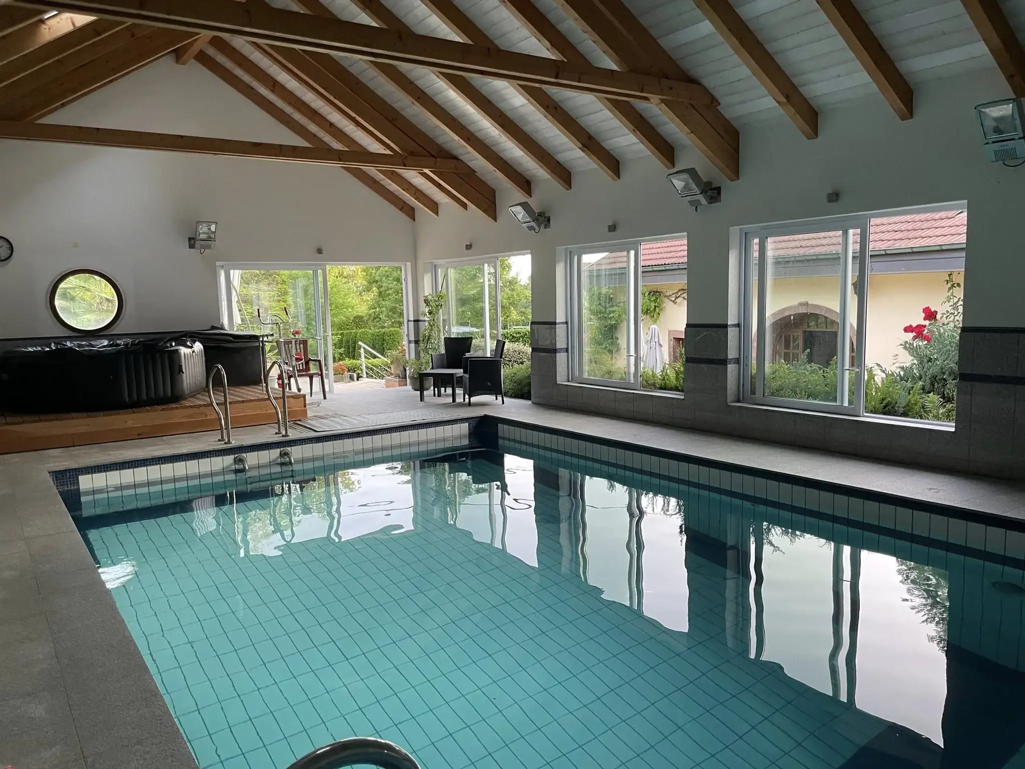 La piscine chauffée des Mille Étangs