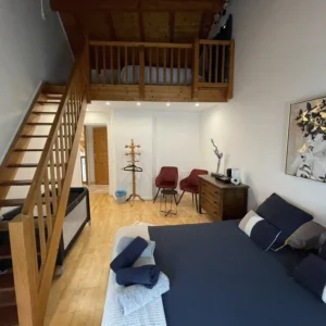 Carte cadeau – Nuitée 2 personnes dans la chambre triple avec petits-déjeuners et dîners